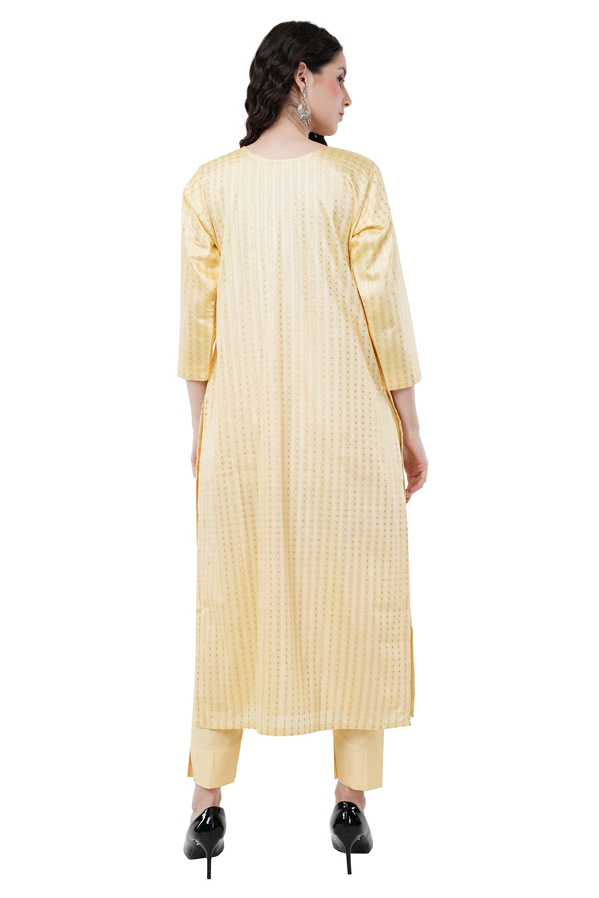 Trendy and Elegant Yellow Women's Kurta Set With Duppatta